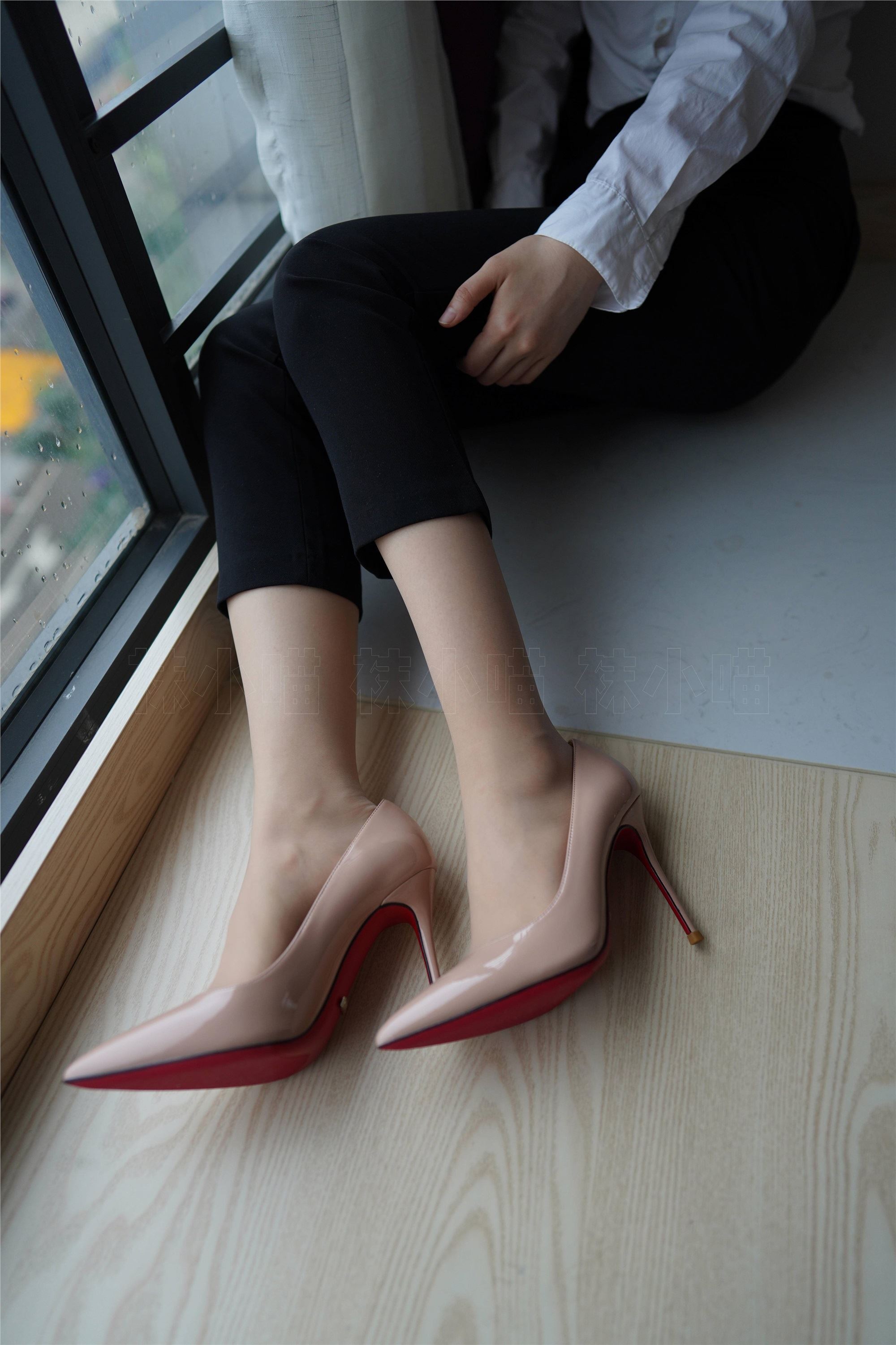 kittyWawa袜小喵  KT284 窗台